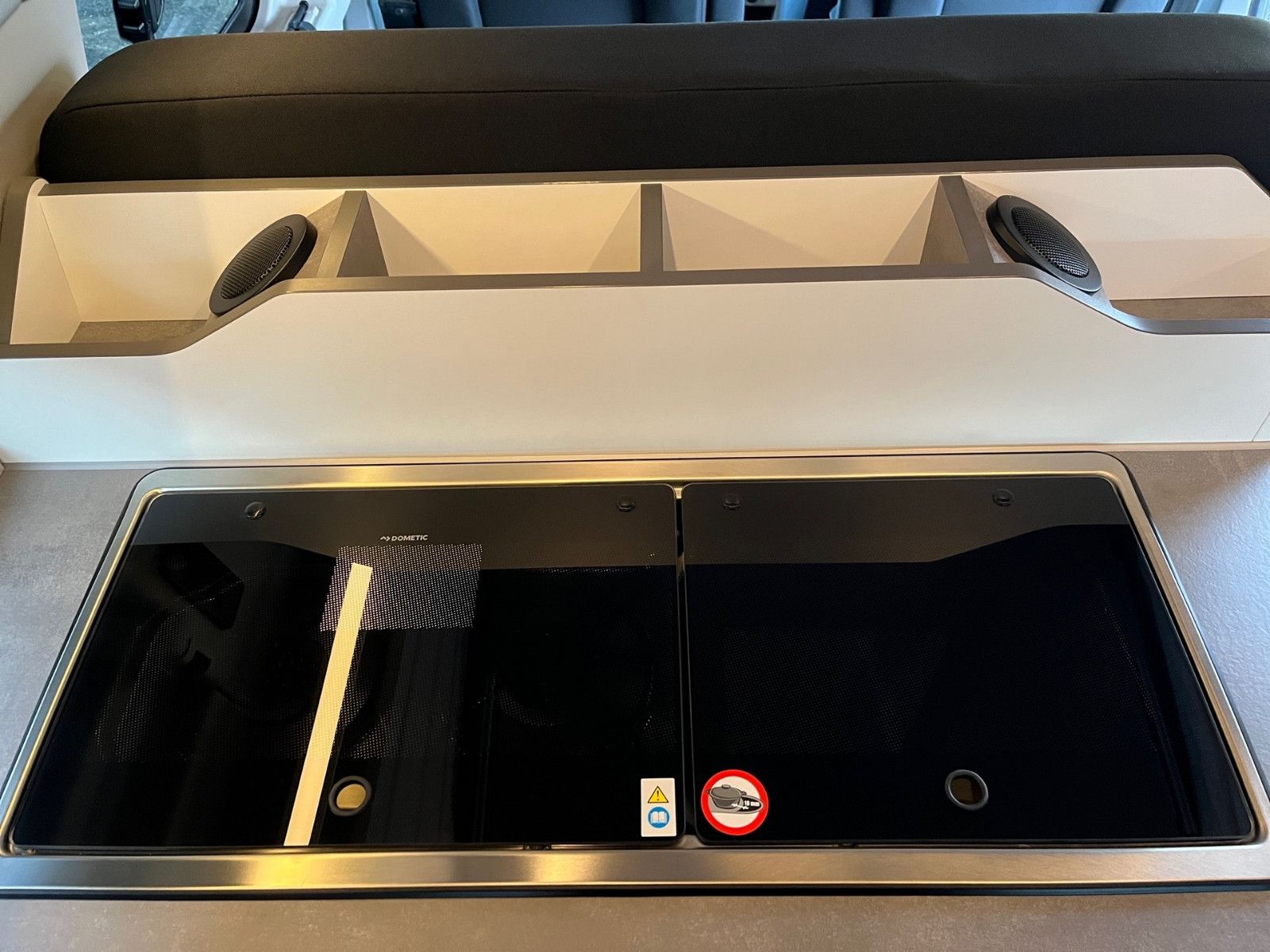 Fahrzeugabbildung Ford Nugget Titanium AD V710