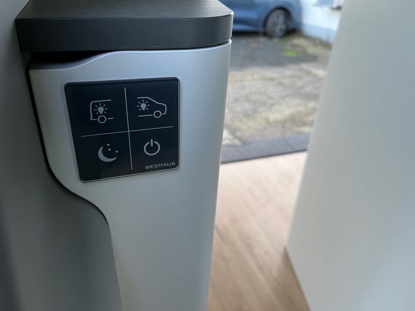 Fahrzeugabbildung Ford Nugget Titanium AD V710