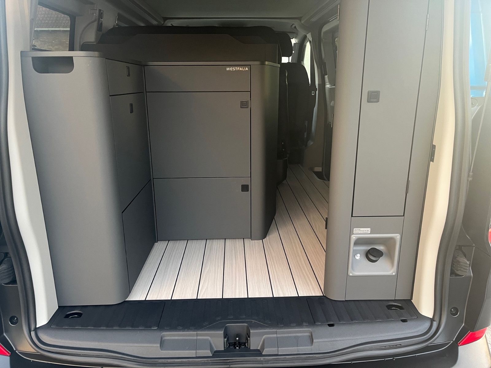 Fahrzeugabbildung Ford Nugget Active AD V710