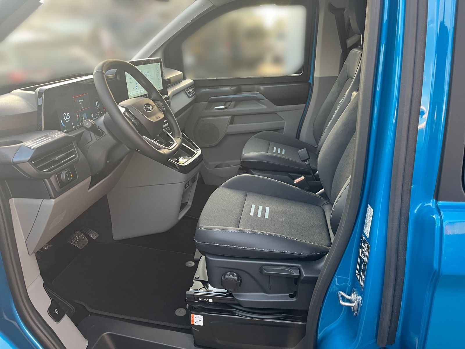 Fahrzeugabbildung Ford Nugget Active AD V710