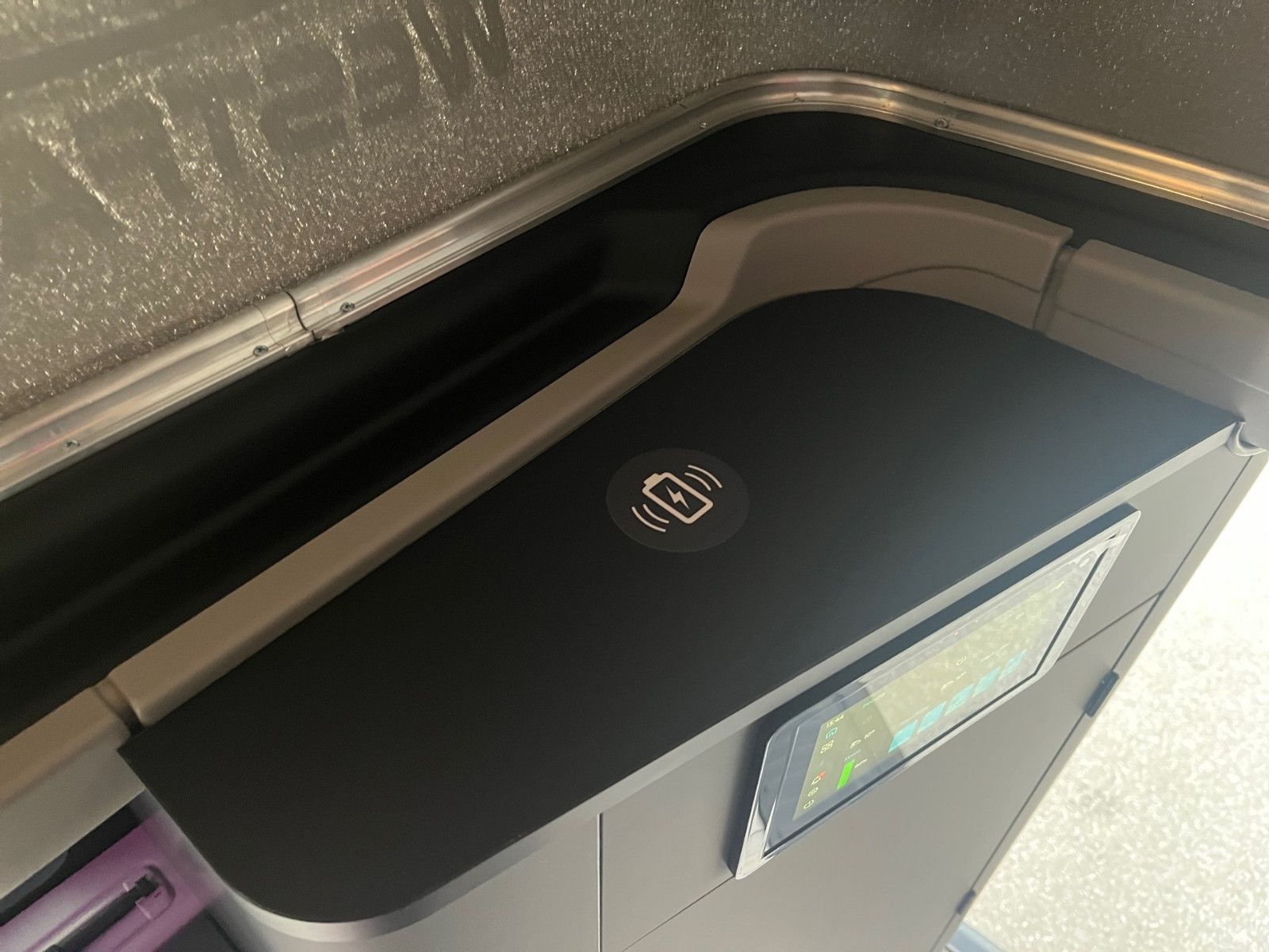 Fahrzeugabbildung Ford Nugget Active AD V710