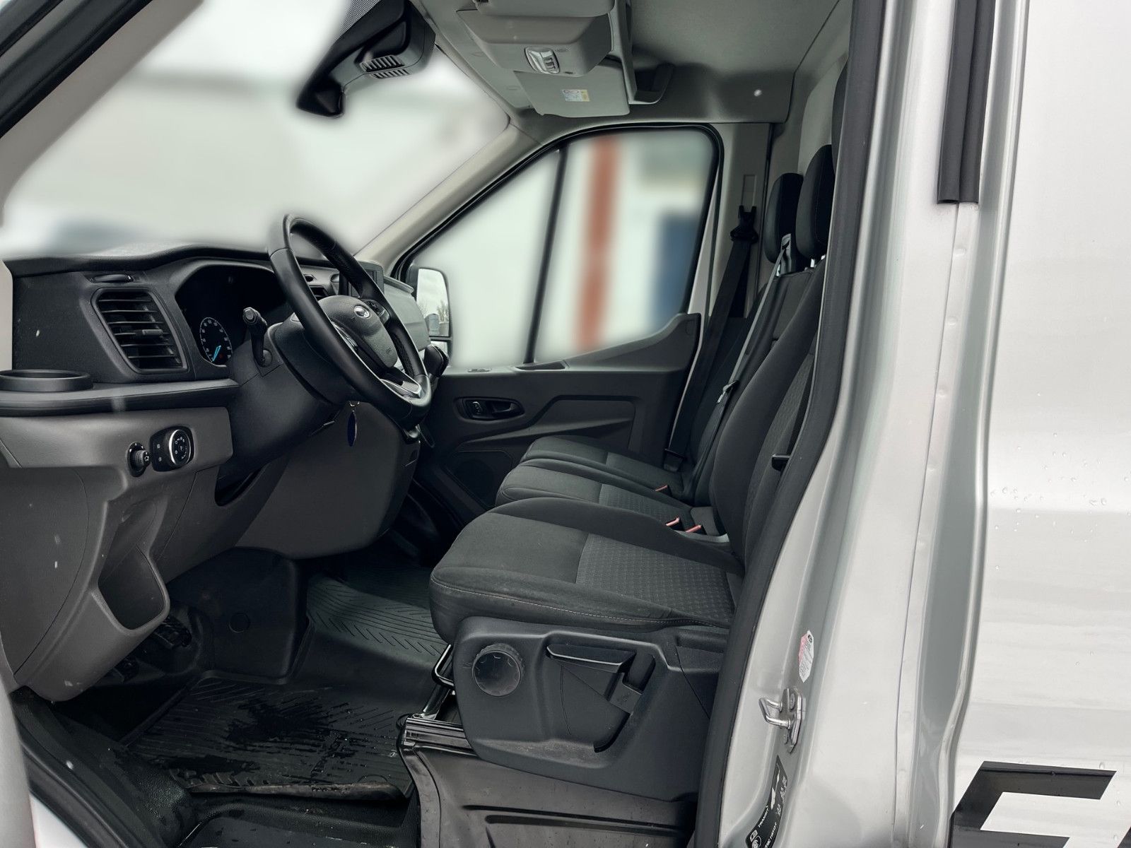 Fahrzeugabbildung Ford Transit Kastenwagen 350L3 *Lagerfahrzeug*