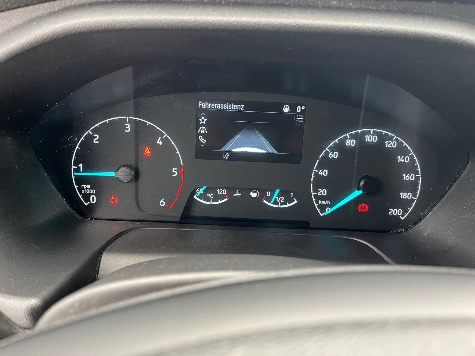 Fahrzeugabbildung Ford Transit Kastenwagen 350L3 *Lagerfahrzeug*