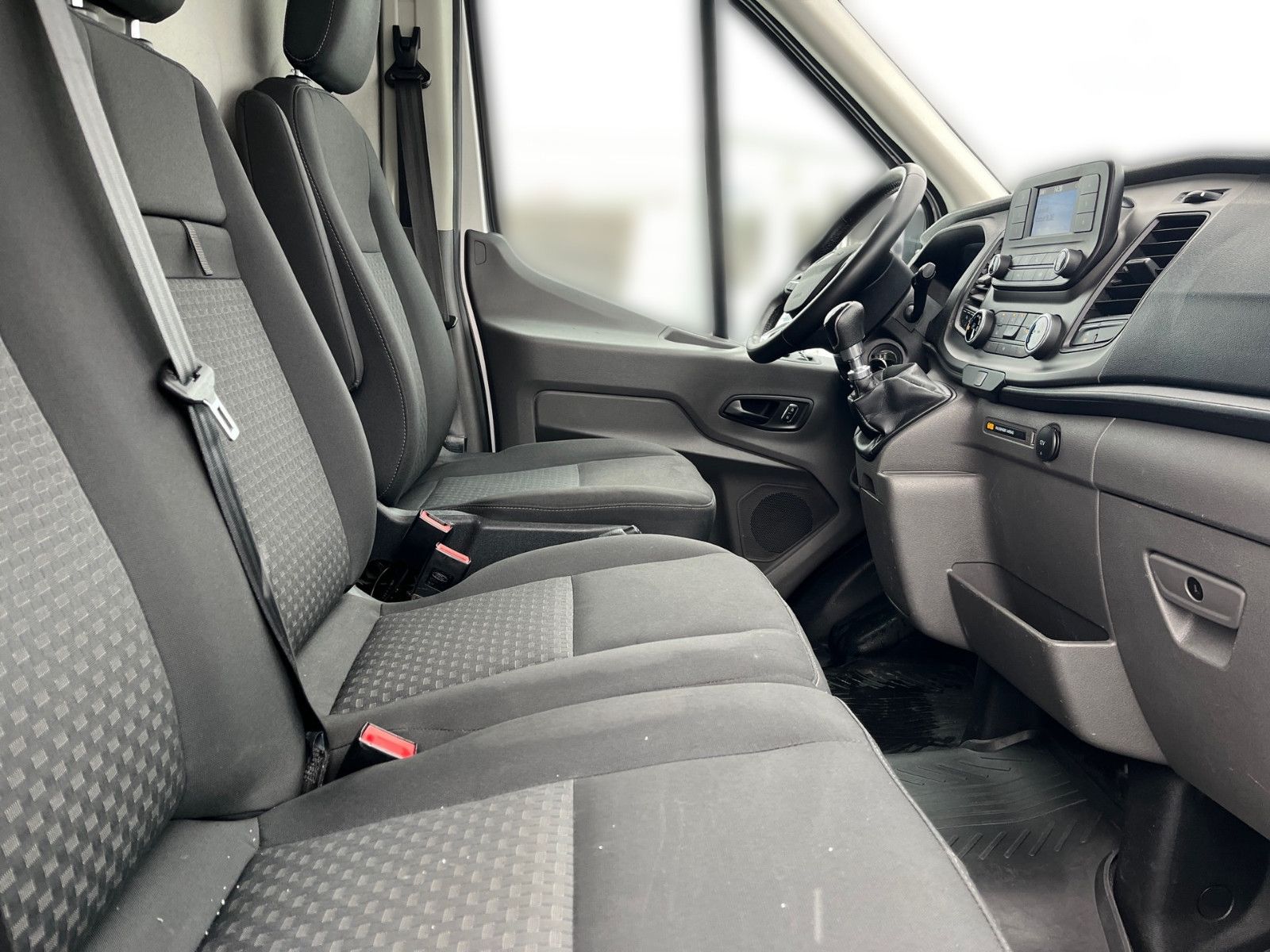 Fahrzeugabbildung Ford Transit Kastenwagen 350L3 *Lagerfahrzeug*