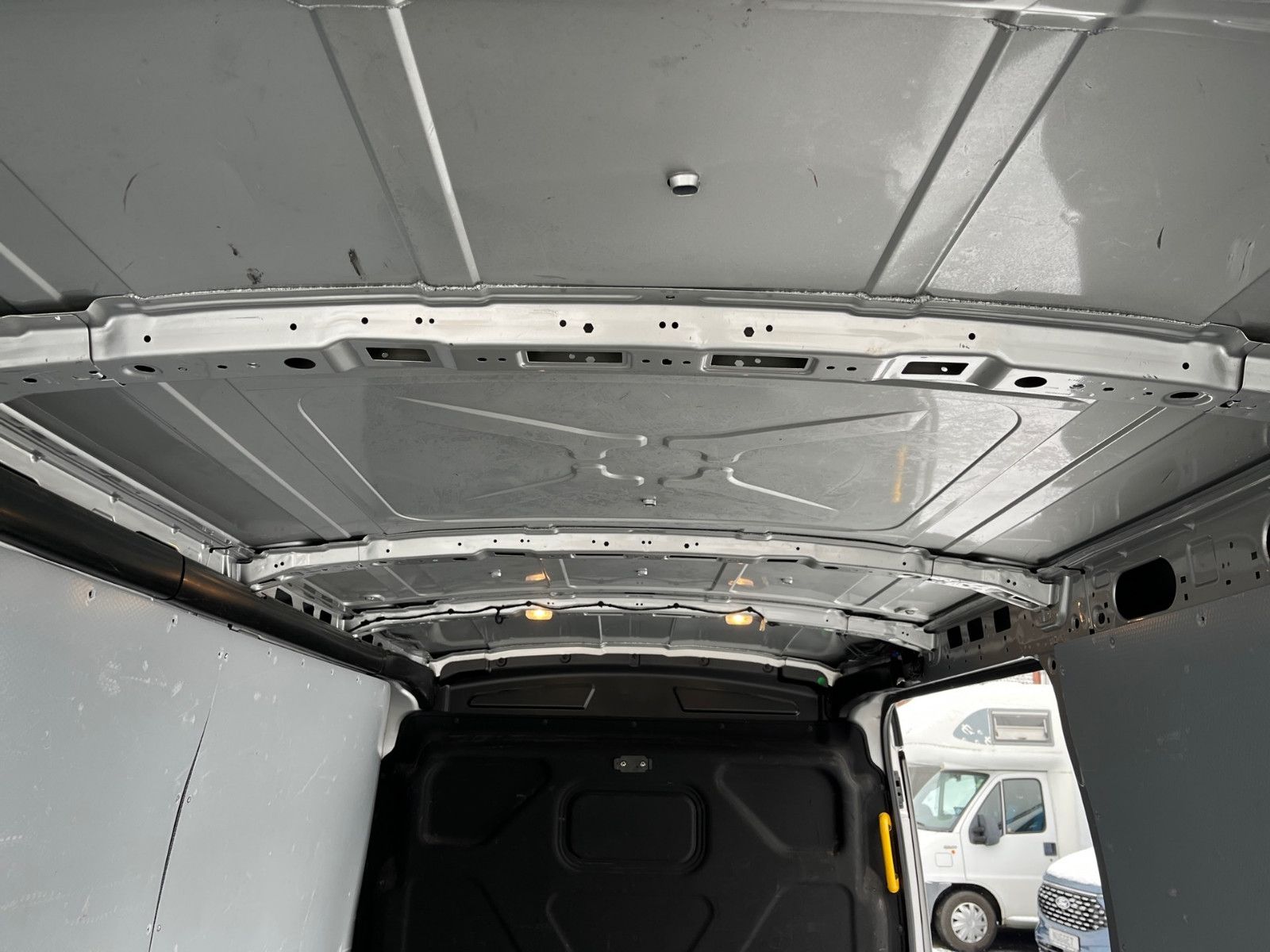Fahrzeugabbildung Ford Transit Kastenwagen 350L3 *Lagerfahrzeug*