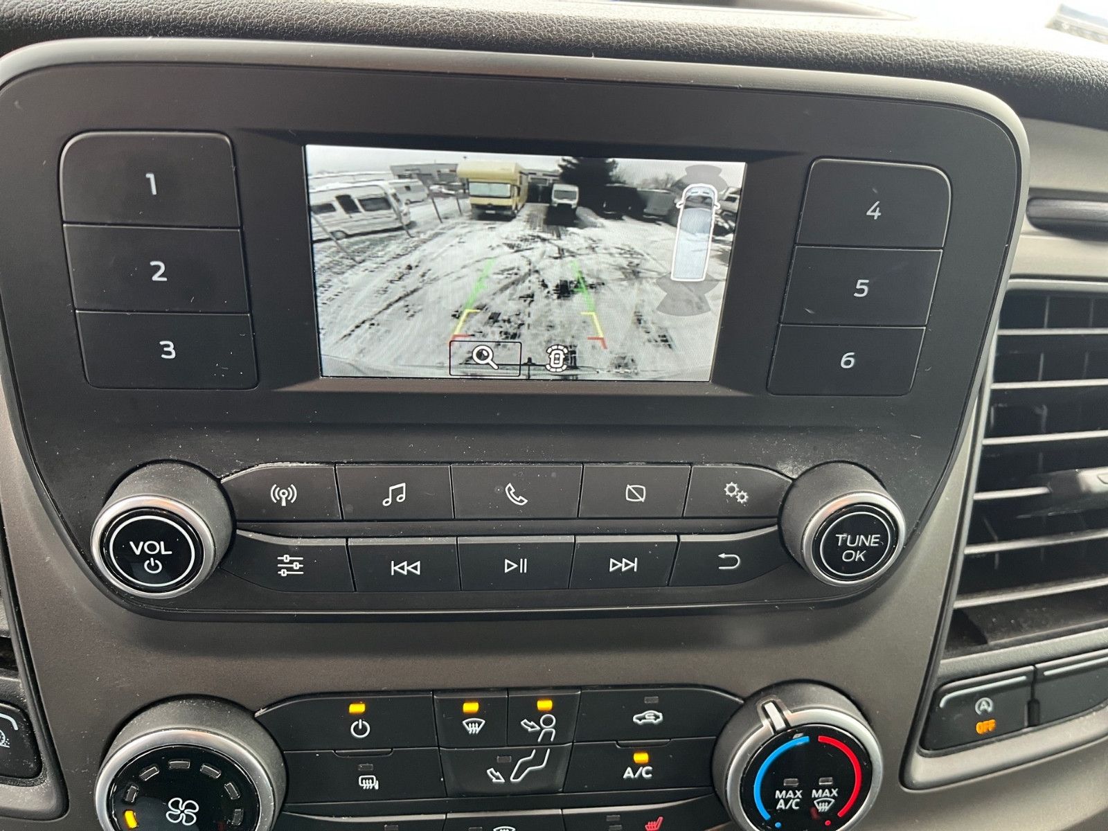 Fahrzeugabbildung Ford Transit Kastenwagen 350L3 *Lagerfahrzeug*