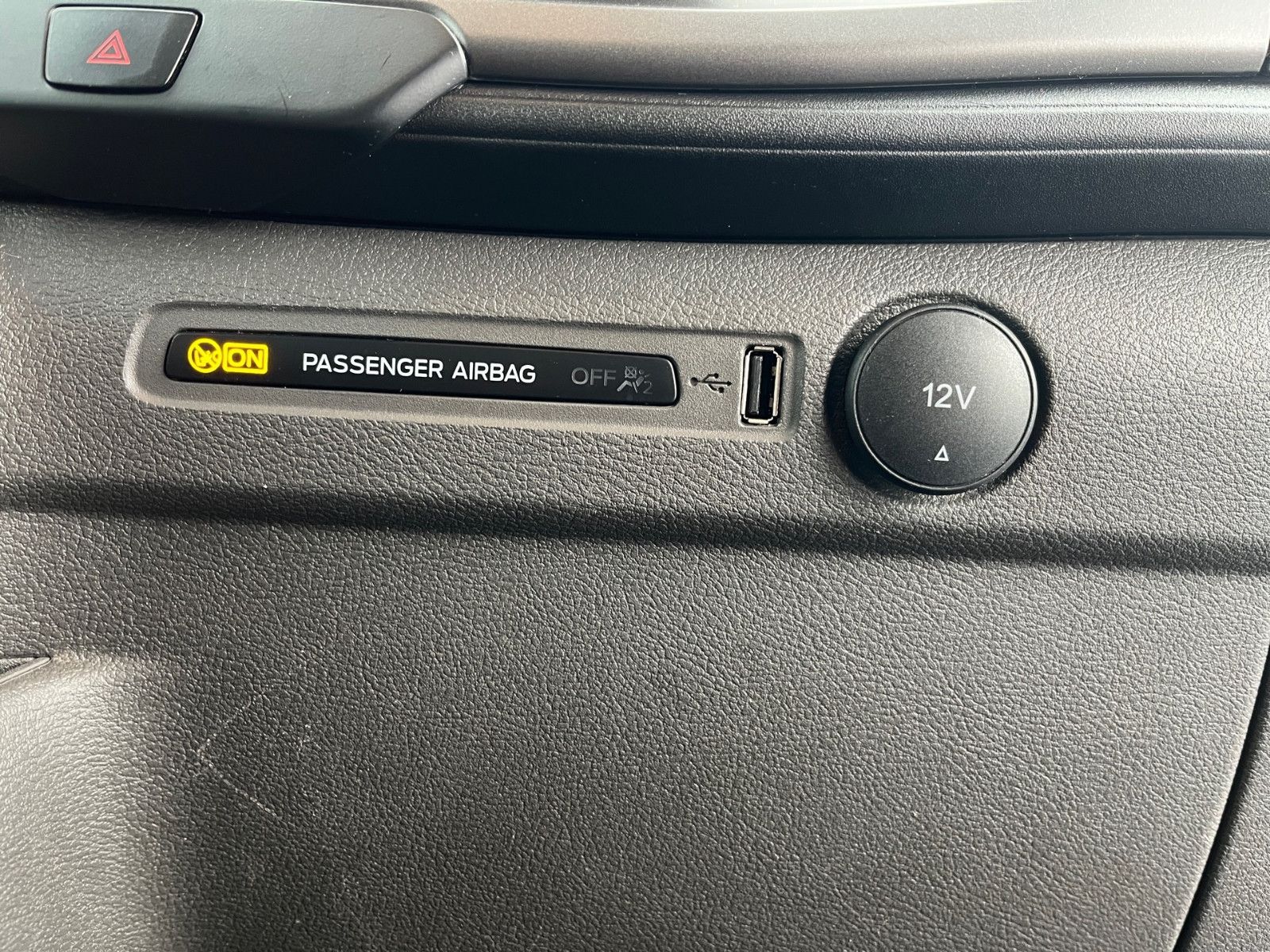 Fahrzeugabbildung Ford Transit Kastenwagen 350L3 *Lagerfahrzeug*