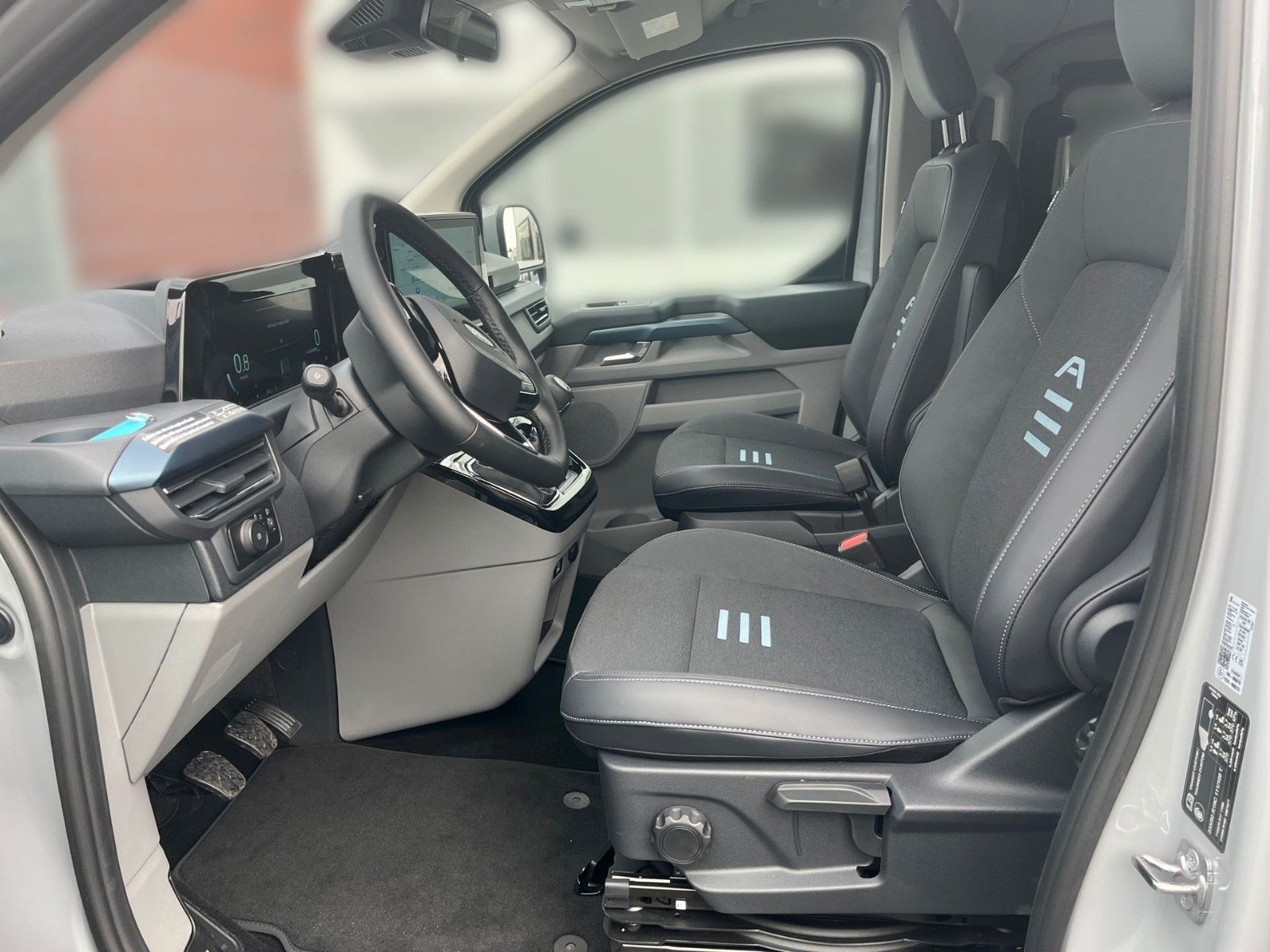 Fahrzeugabbildung Ford Nugget Plus Active V710 0,99% Finanzierung