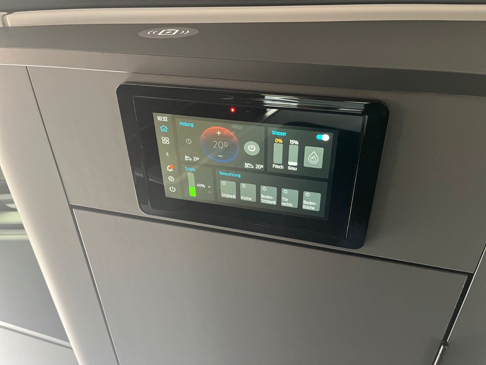 Fahrzeugabbildung Ford Nugget Plus Active V710 0,99% Finanzierung