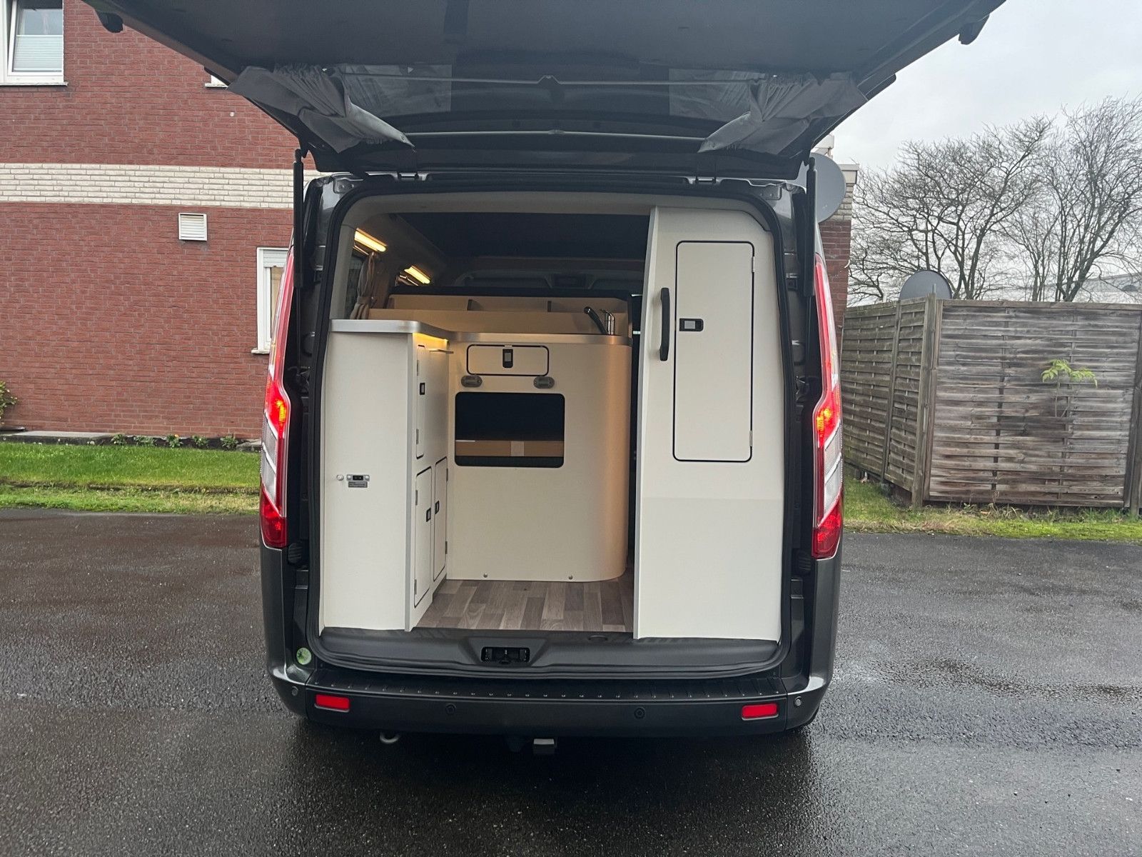 Fahrzeugabbildung Ford Nugget AD Automatik TOP ZUSTAND