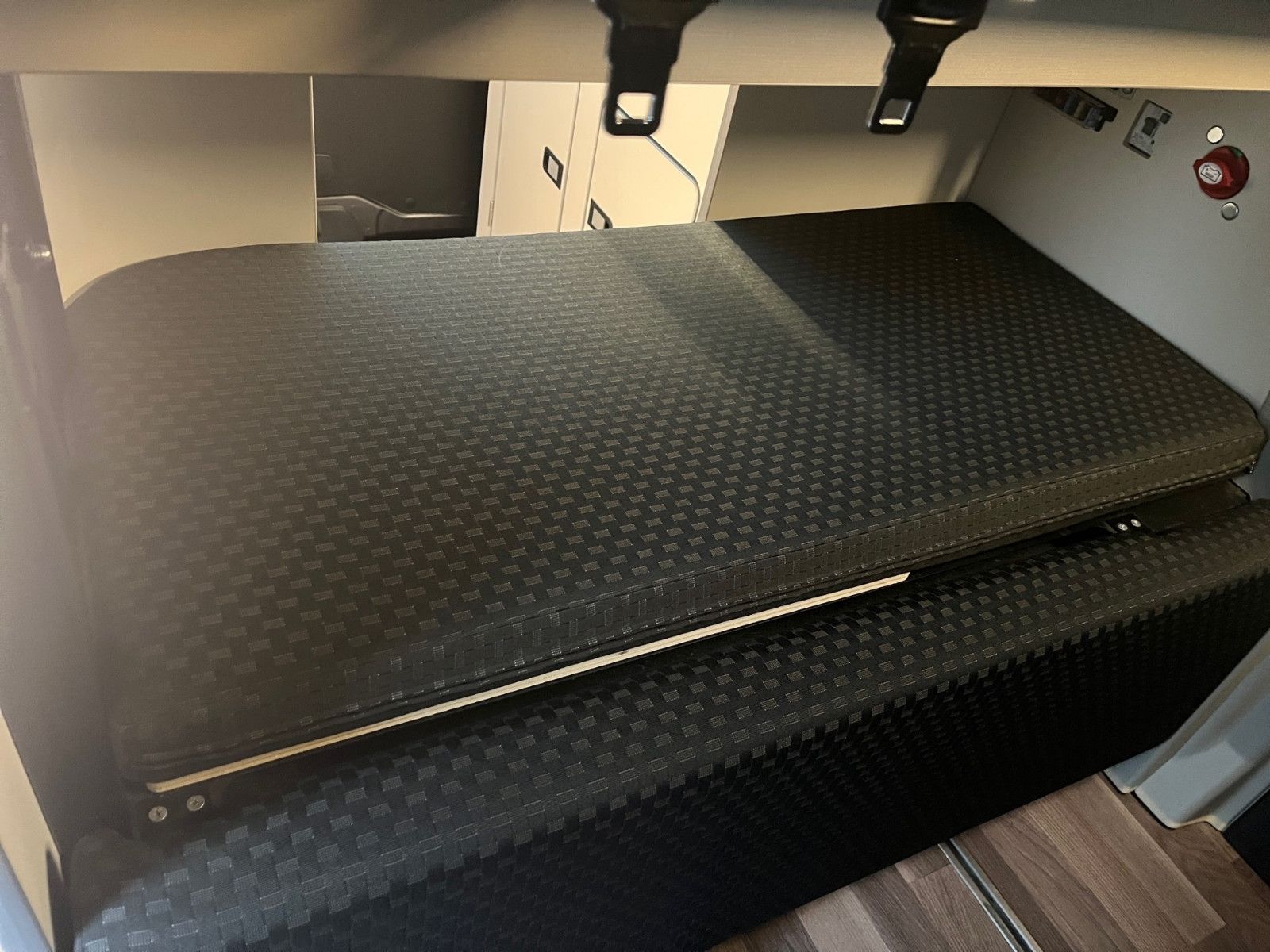 Fahrzeugabbildung Ford Nugget AD Automatik TOP ZUSTAND