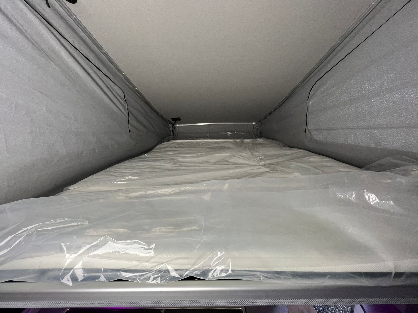 Fahrzeugabbildung Ford Nugget AD Titanium V710 0,99% Finanzierung