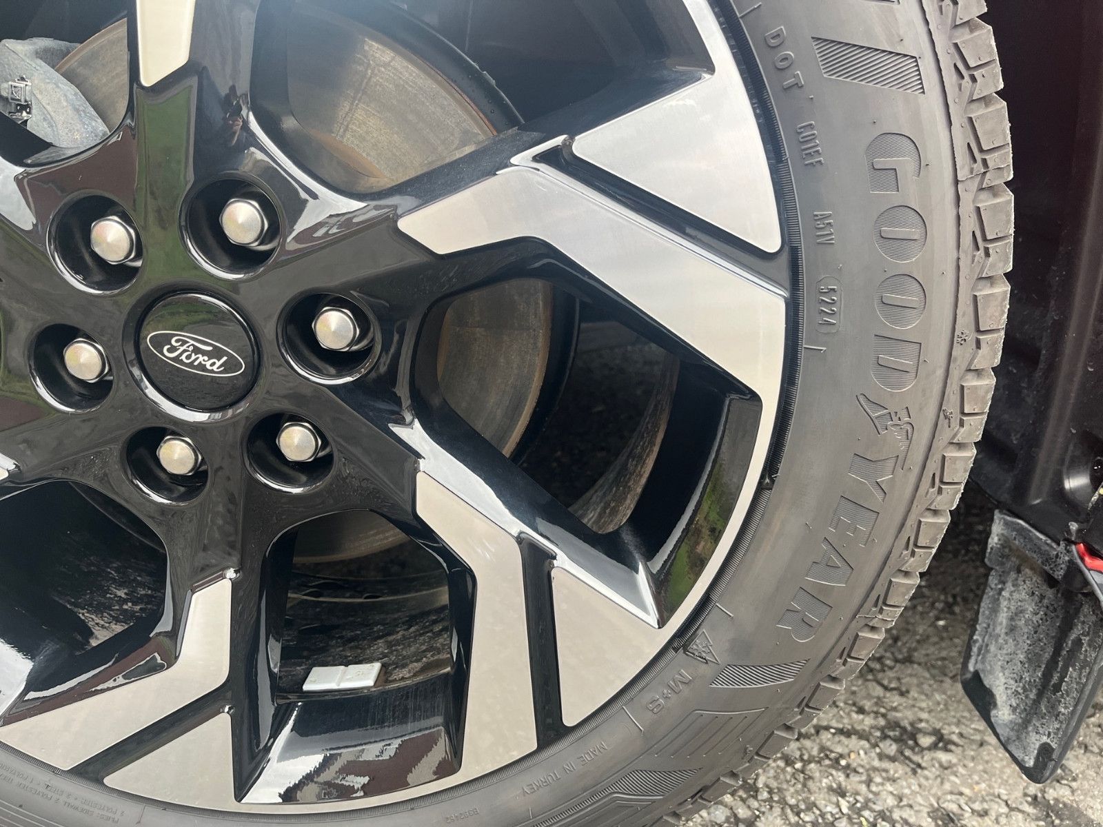 Fahrzeugabbildung Ford Nugget Active V710 0,99% Finanzierung!!!