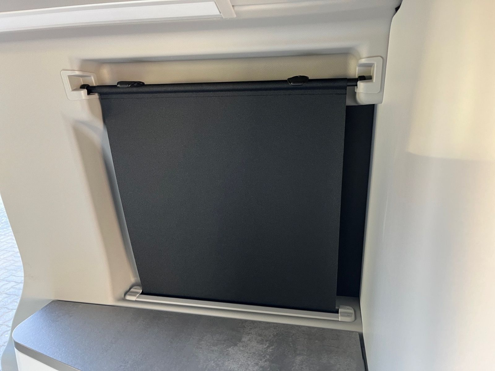 Fahrzeugabbildung Ford Nugget Titanium 0,99% Finanzierung