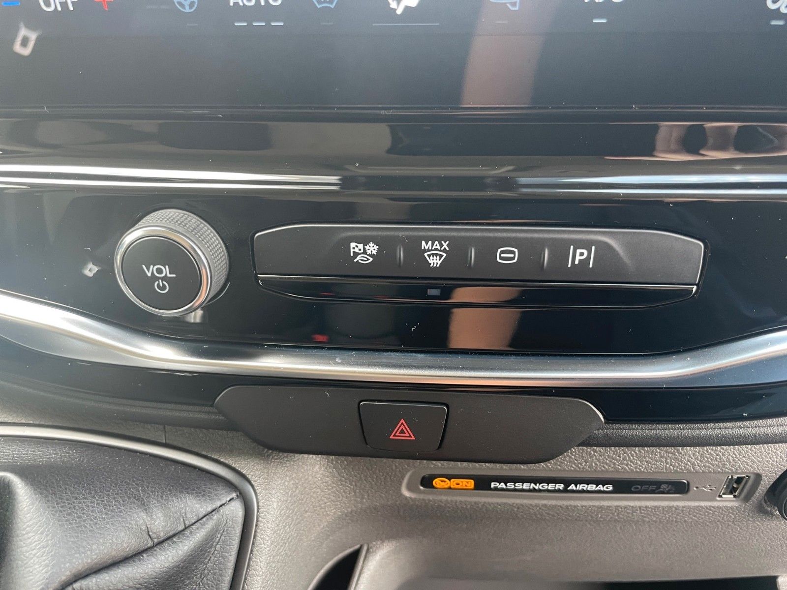 Fahrzeugabbildung Ford Transit 350L3H2 Trend Allrad+AHK+Rückfahrkamera+