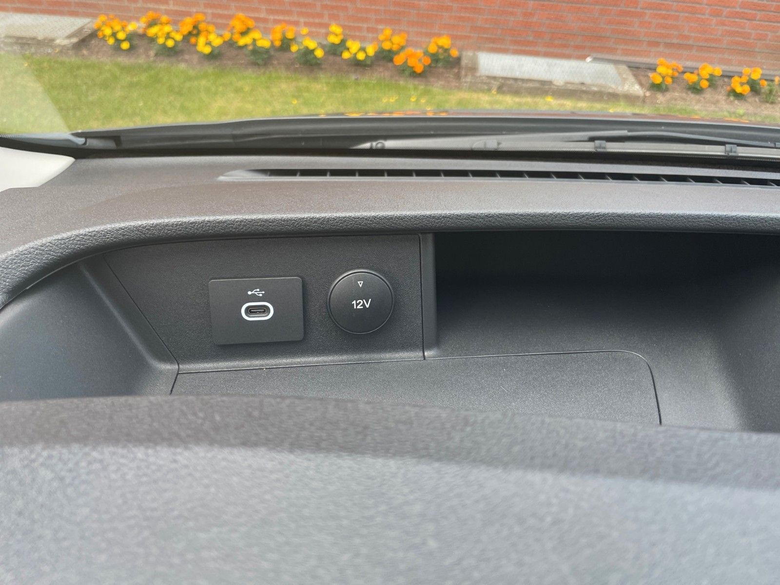 Fahrzeugabbildung Ford Transit 350L3H2 Trend Allrad+AHK+Rückfahrkamera+