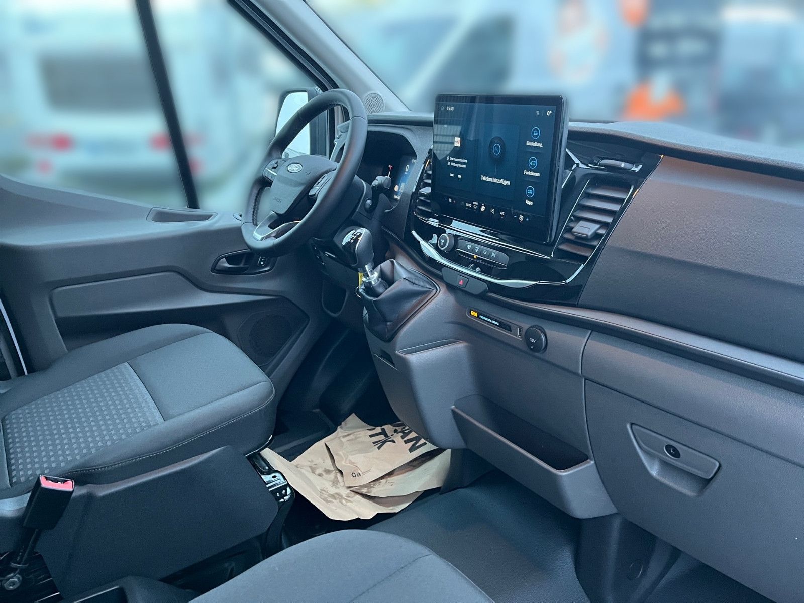 Fahrzeugabbildung Ford Transit Trend L2H3 Beifahrer Einzelsitz