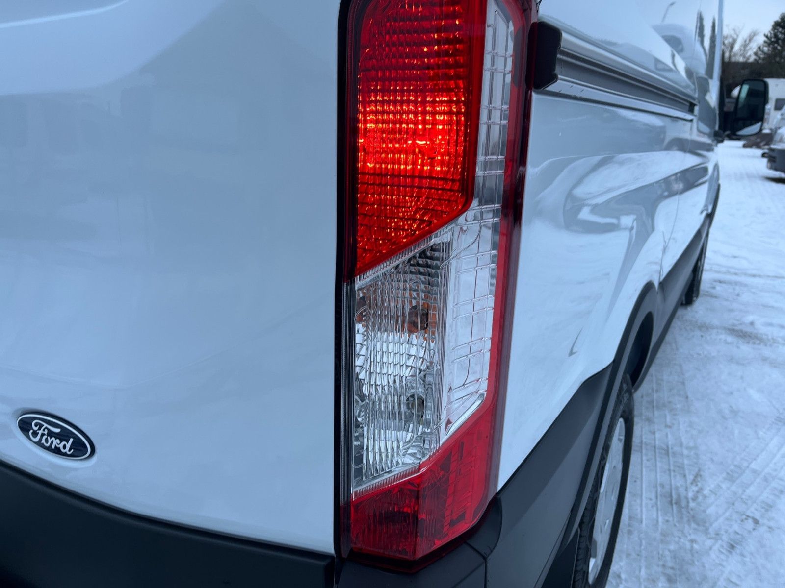 Fahrzeugabbildung Ford Transit Trend L2H3 Beifahrer Einzelsitz