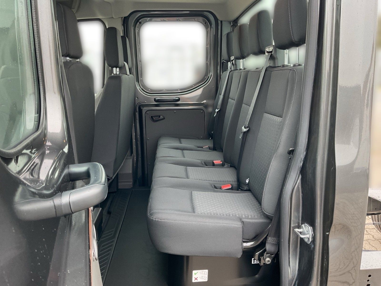 Fahrzeugabbildung Ford Transit Fahrgestell L3 Doppelkabine Trend