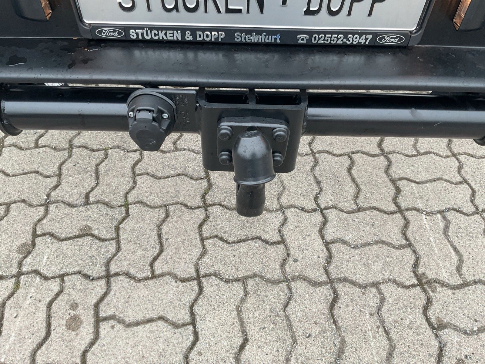 Fahrzeugabbildung Ford Transit Fahrgestell L3 Doppelkabine Trend