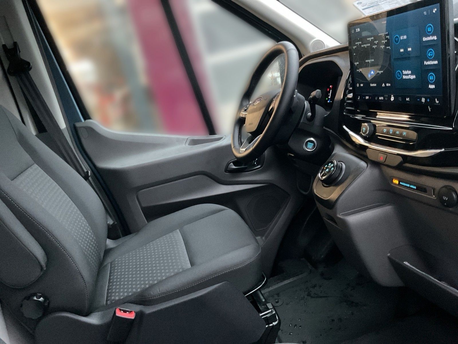 Fahrzeugabbildung Ford Transit Trend L2H3 Beifahrer Einzelsitz