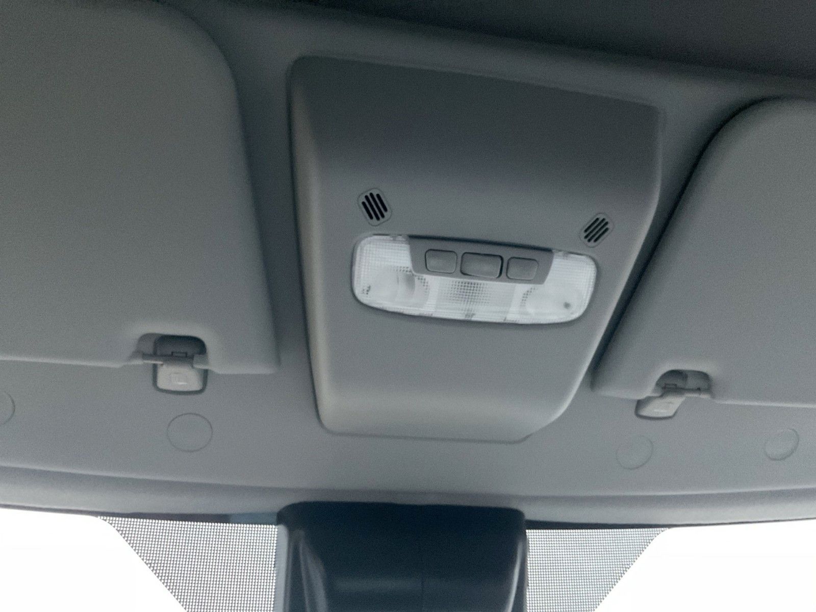 Fahrzeugabbildung Ford Transit Trend L2H3 Beifahrer Einzelsitz