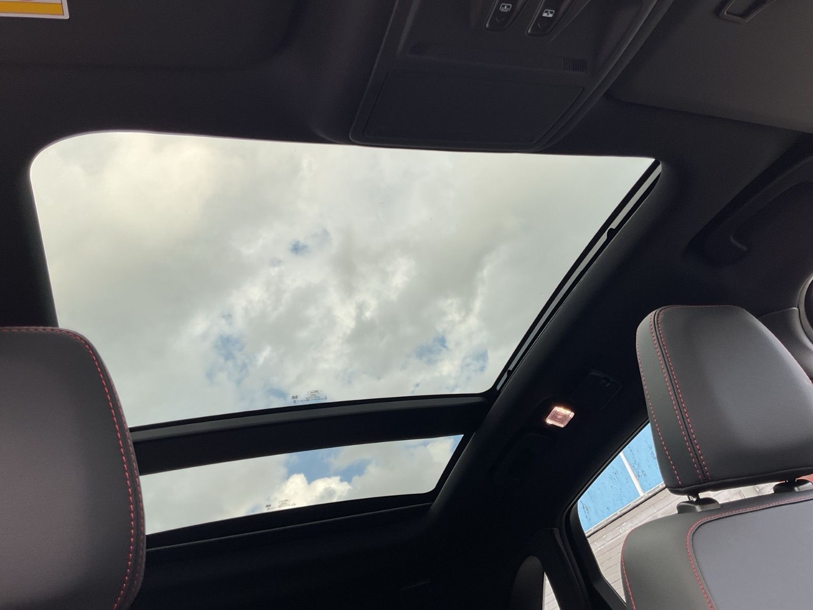 Fahrzeugabbildung Ford Kuga 2.5 PHEV ST-Line X *ANGEBOTSPREIS SICHERN*