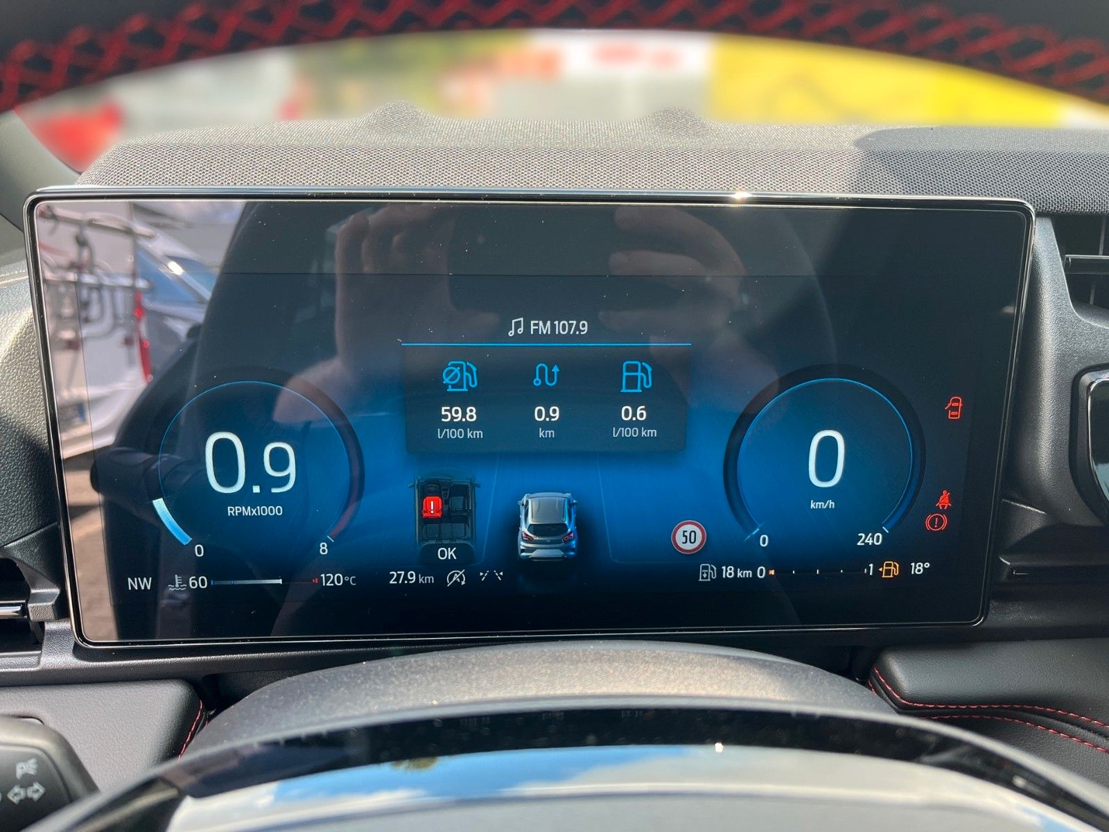 Fahrzeugabbildung Ford Puma 1.0 EcoBoost ST-Line+Panoramadach+LED+360°-