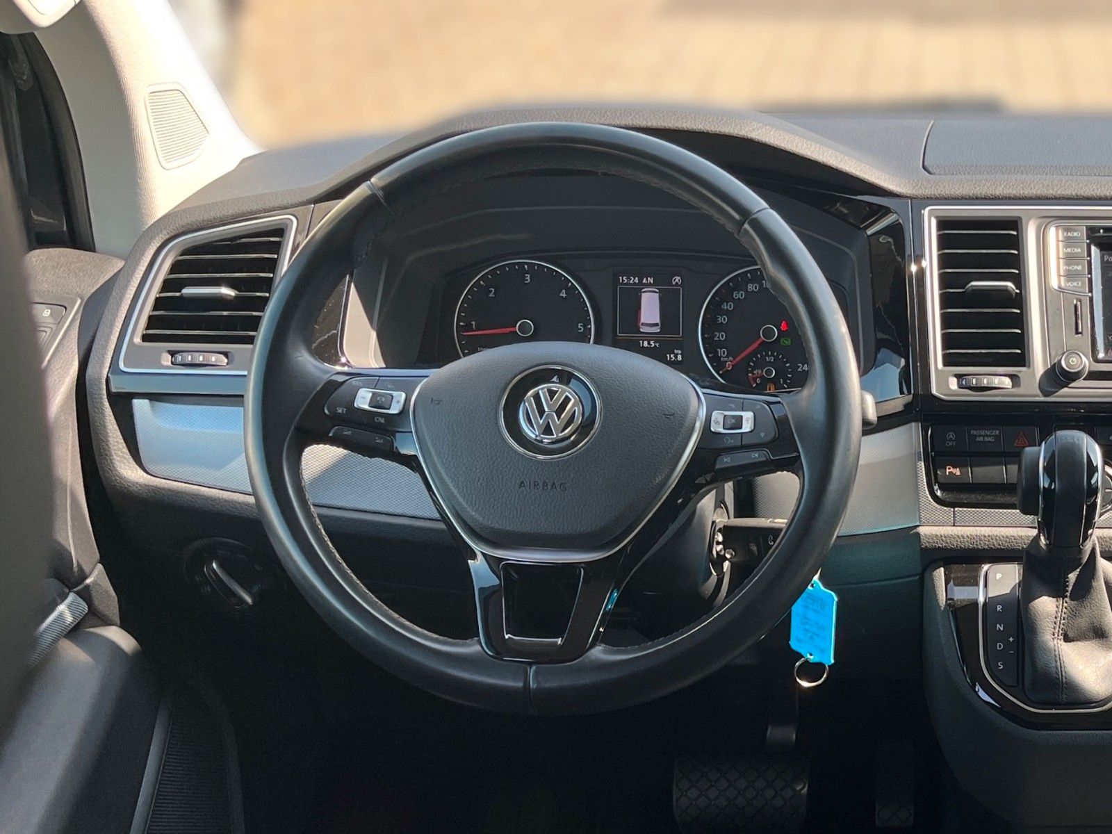 Fahrzeugabbildung Volkswagen T6 Multivan Highline ACC+Kamera+LED+Navi+AHK+...