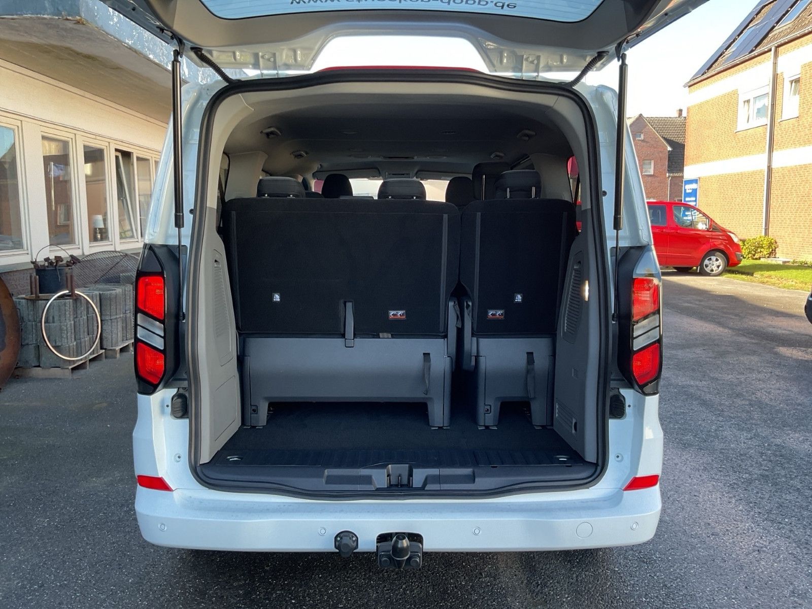 Fahrzeugabbildung Ford Tourneo Custom 2.0 EB Titanium*NEUES MODELL*+ACC