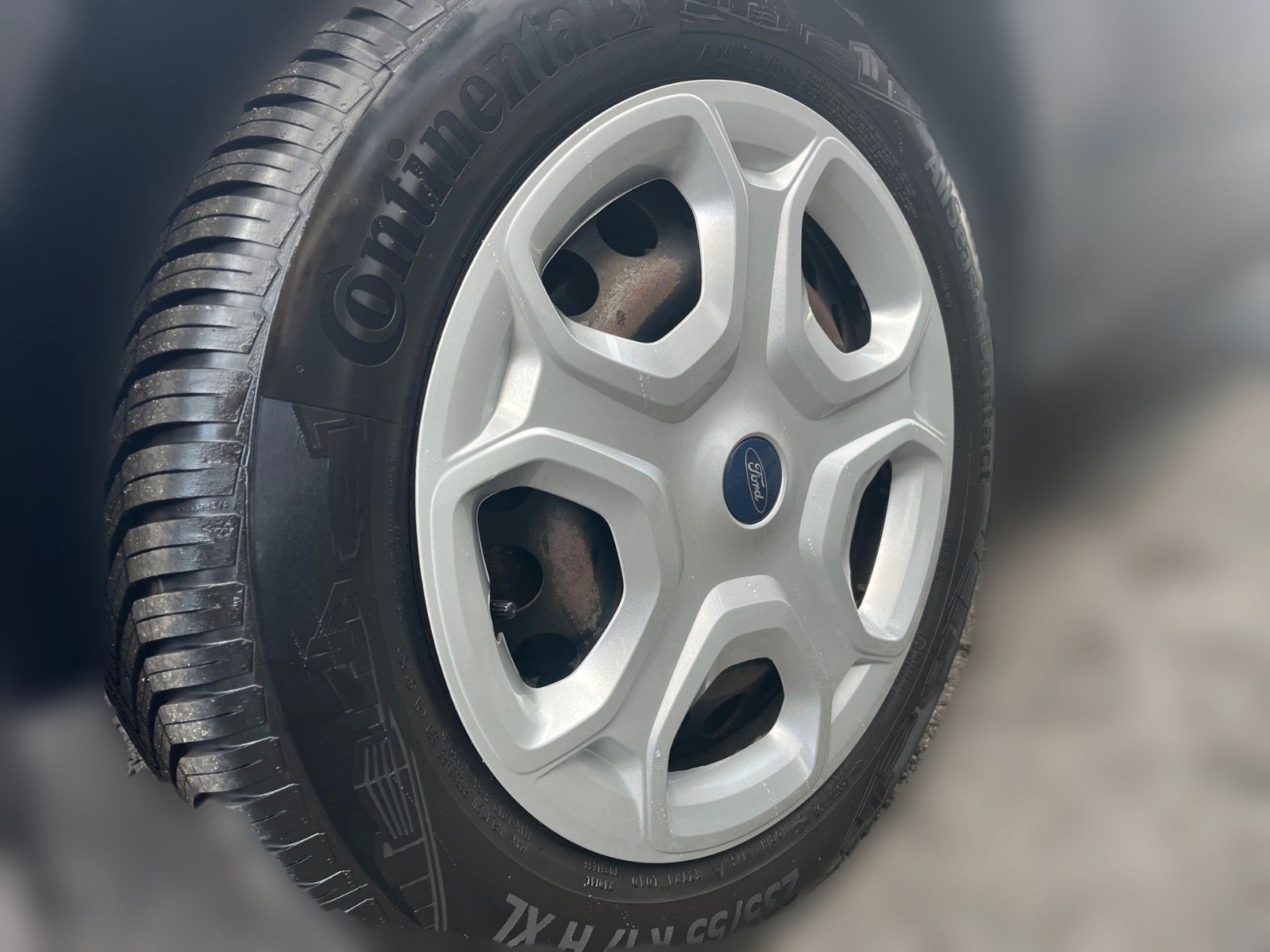 Fahrzeugabbildung Ford Kuga 1.5 EcoBoost Cool&Connect+Navi+Park-Assist.