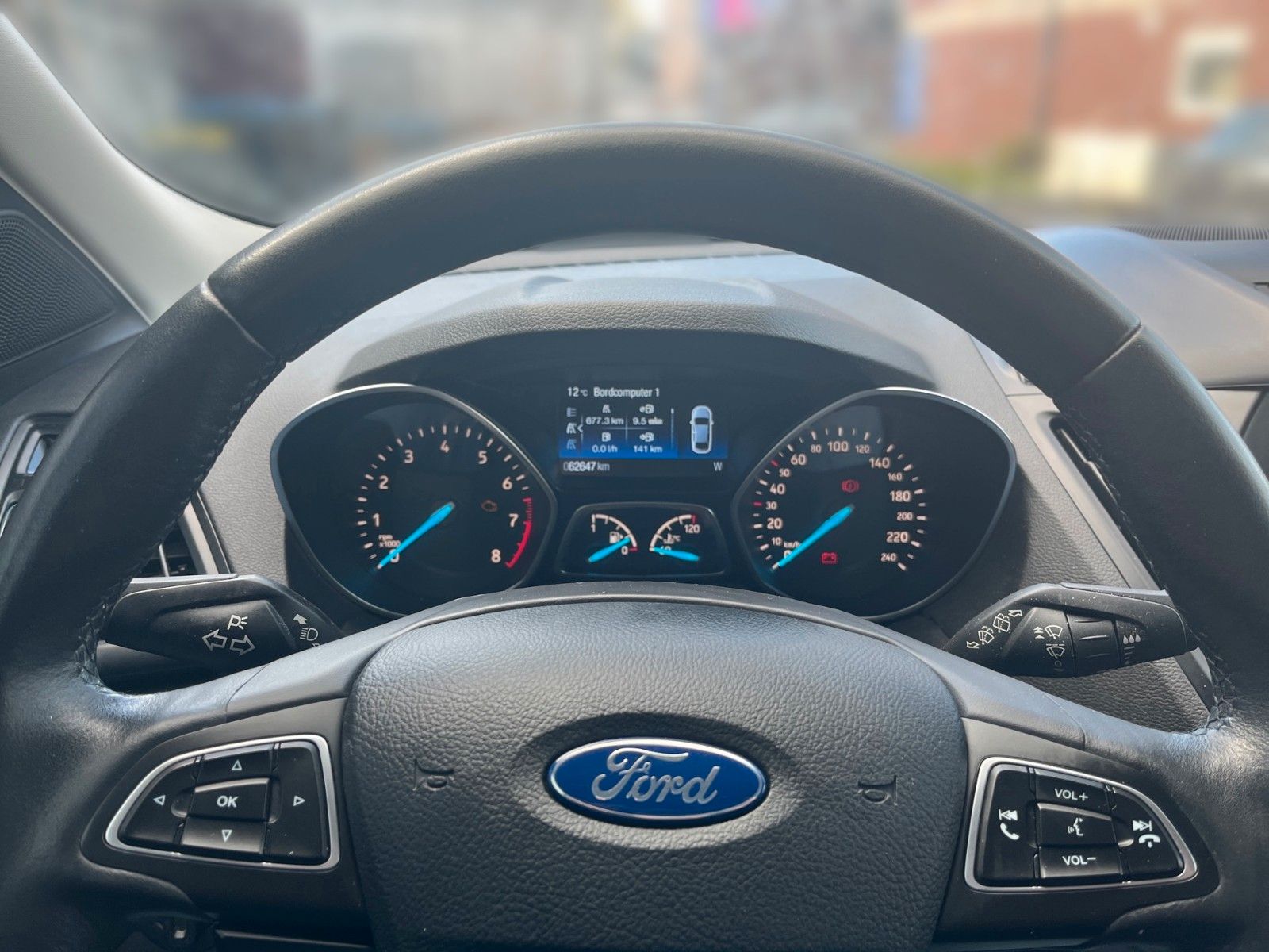 Fahrzeugabbildung Ford Kuga 1.5 EcoBoost Cool&Connect+Navi+Park-Assist.