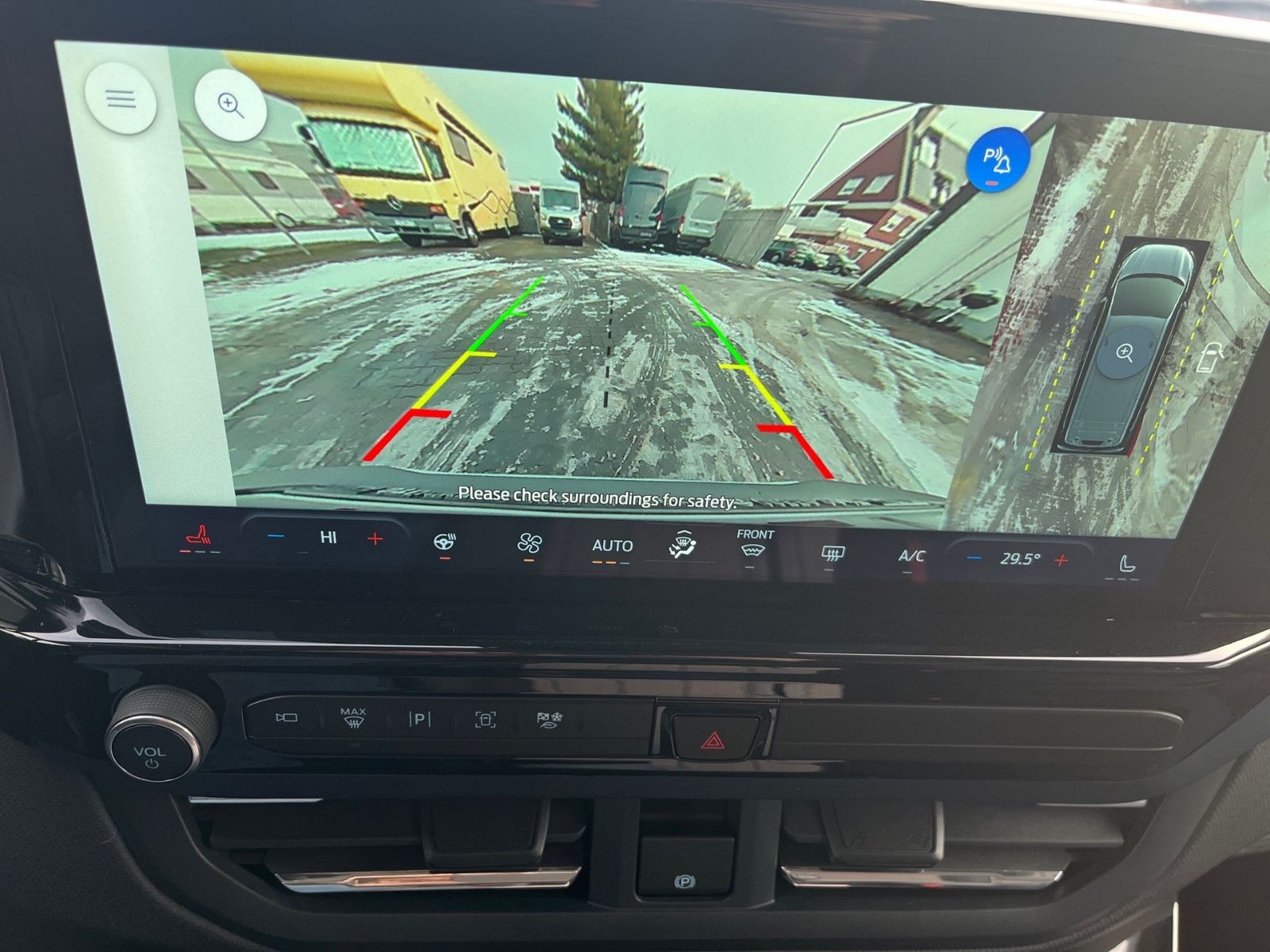 Fahrzeugabbildung Ford Nugget Plus Active 0,99% Finanzierung!!!