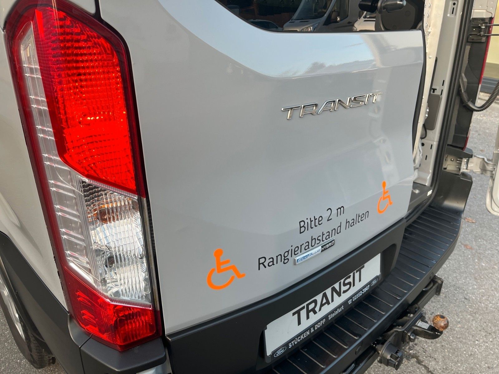 Fahrzeugabbildung Ford TRAIL Transit BTW. Rollstuhltransport MobilTec
