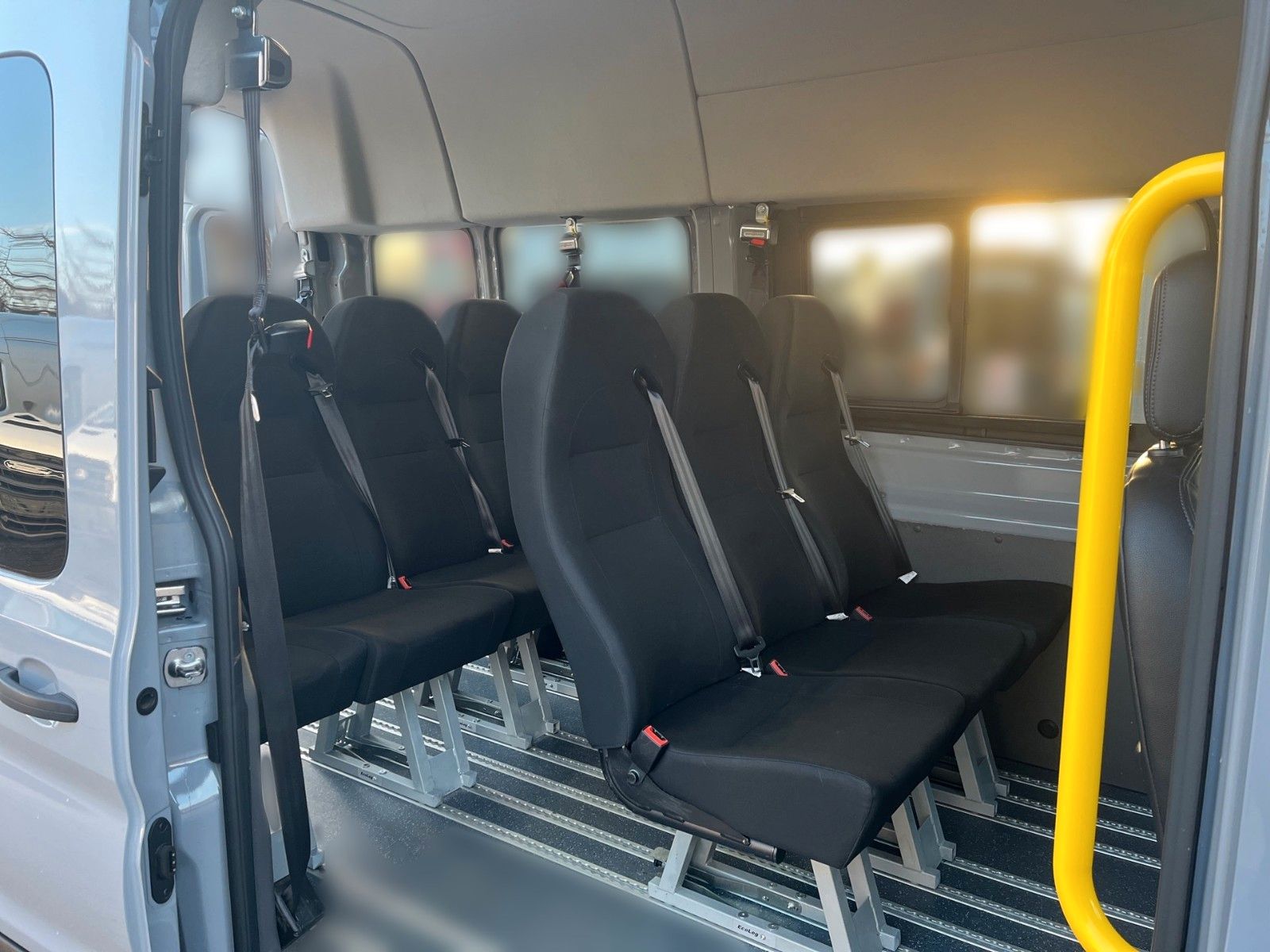 Fahrzeugabbildung Ford TRAIL Transit BTW. Rollstuhltransport MobilTec