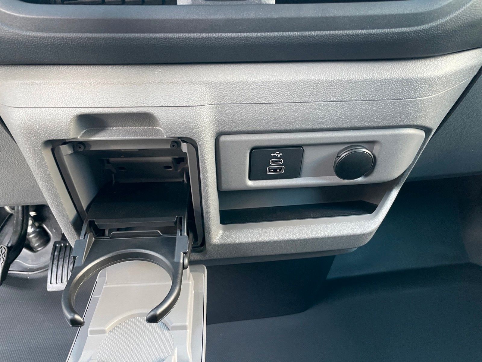 Fahrzeugabbildung Ford Transit Custom Trend L1 PHEV 0% Finanzierung