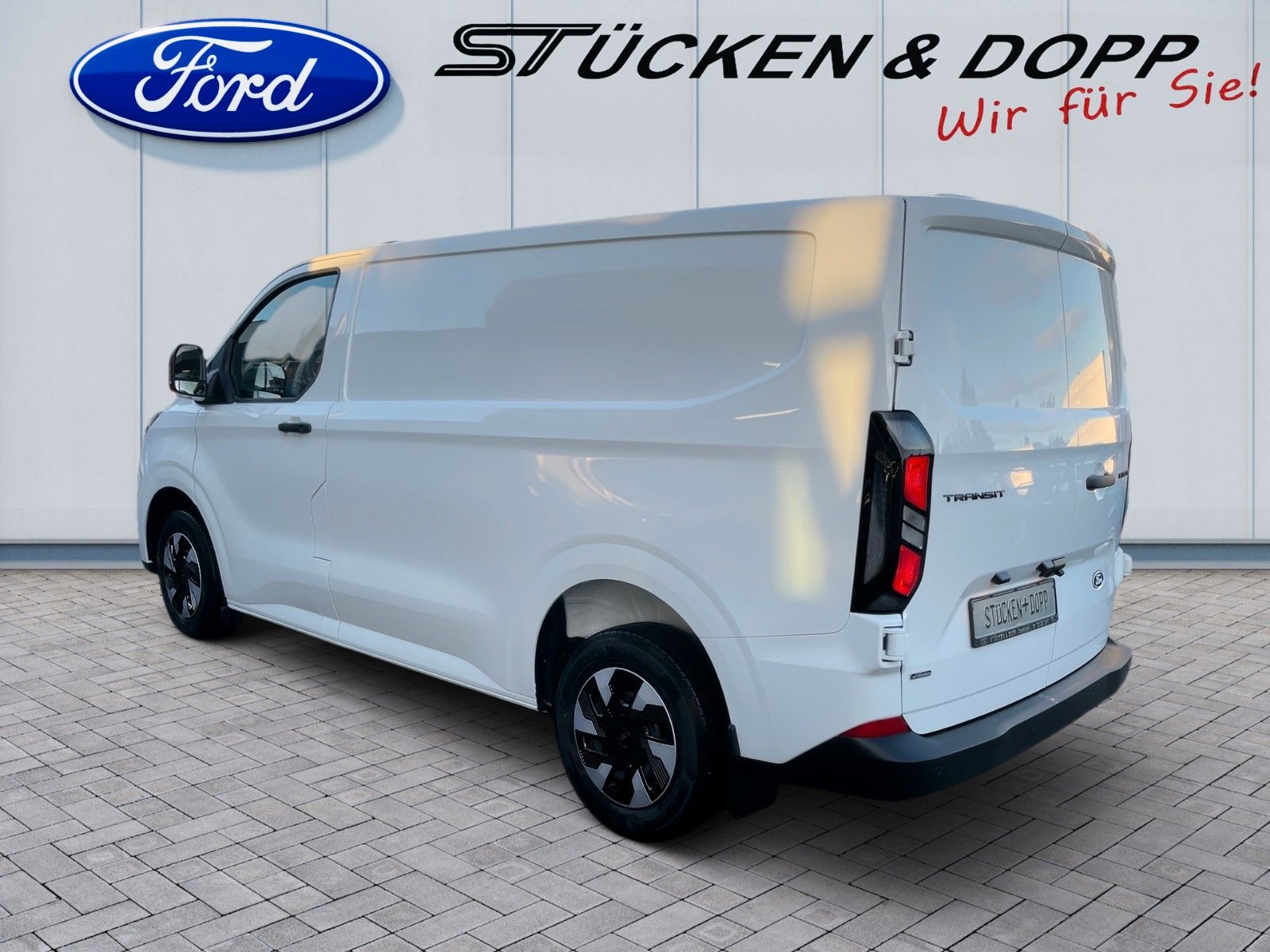 Fahrzeugabbildung Ford Transit Custom Trend L1 PHEV 0% Finanzierung