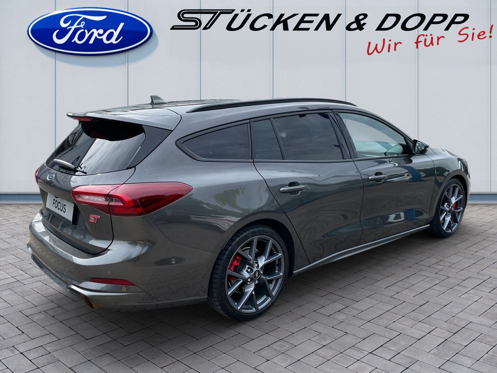 Fahrzeugabbildung Ford Focus Turnier 2.3 EcoBoost ST X+Matrix-LED+ACC+.
