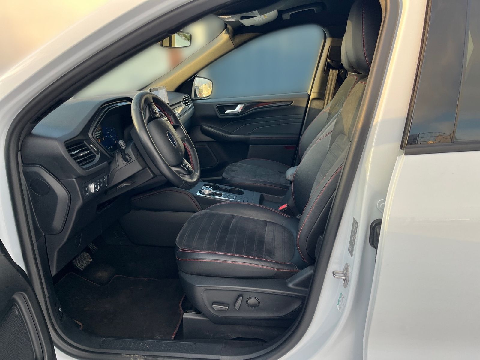 Fahrzeugabbildung Ford Kuga PHEV ST-Line X*B&O*Winter-Paket*Garantie*