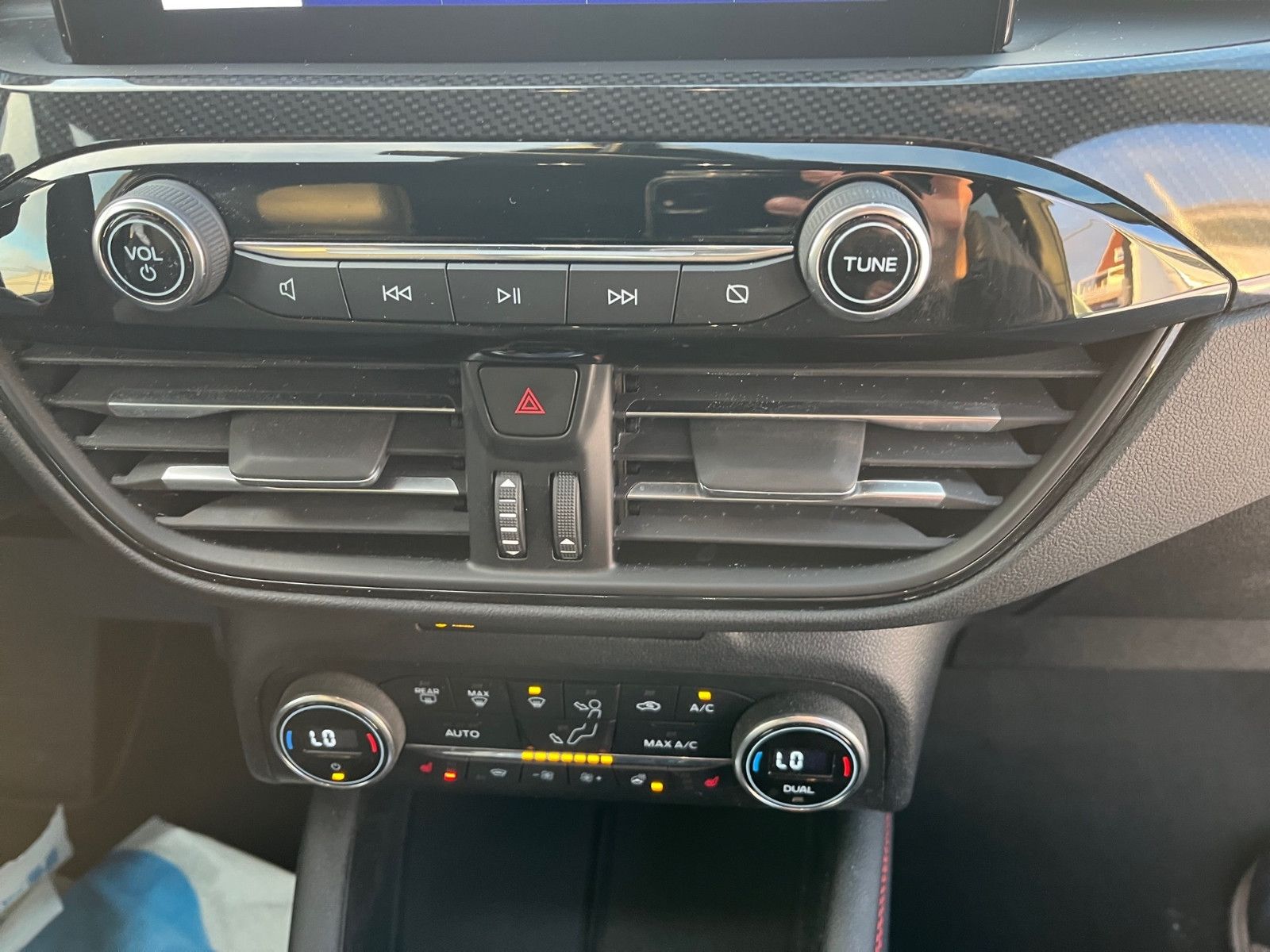 Fahrzeugabbildung Ford Kuga PHEV ST-Line X*B&O*Winter-Paket*Garantie*