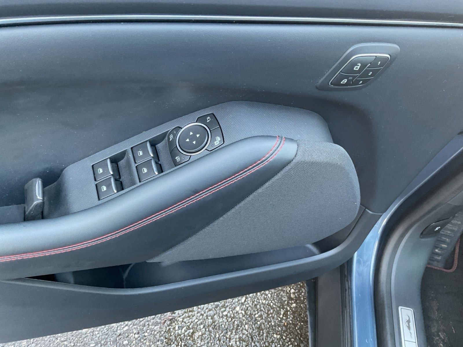 Fahrzeugabbildung Ford Mustang MACH-E AWD+Matrix-LED+B&O+ACC+...