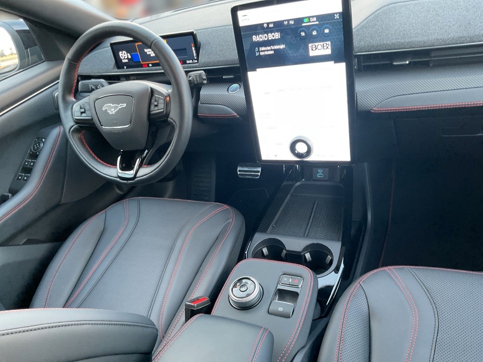 Fahrzeugabbildung Ford Mustang MACH-E AWD+Matrix-LED+B&O+ACC+...