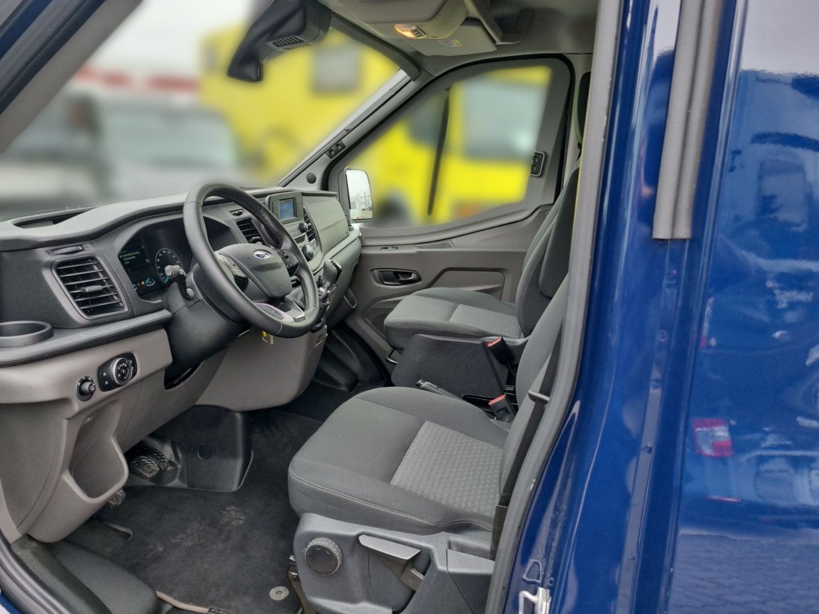 Fahrzeugabbildung Ford MATIST XL