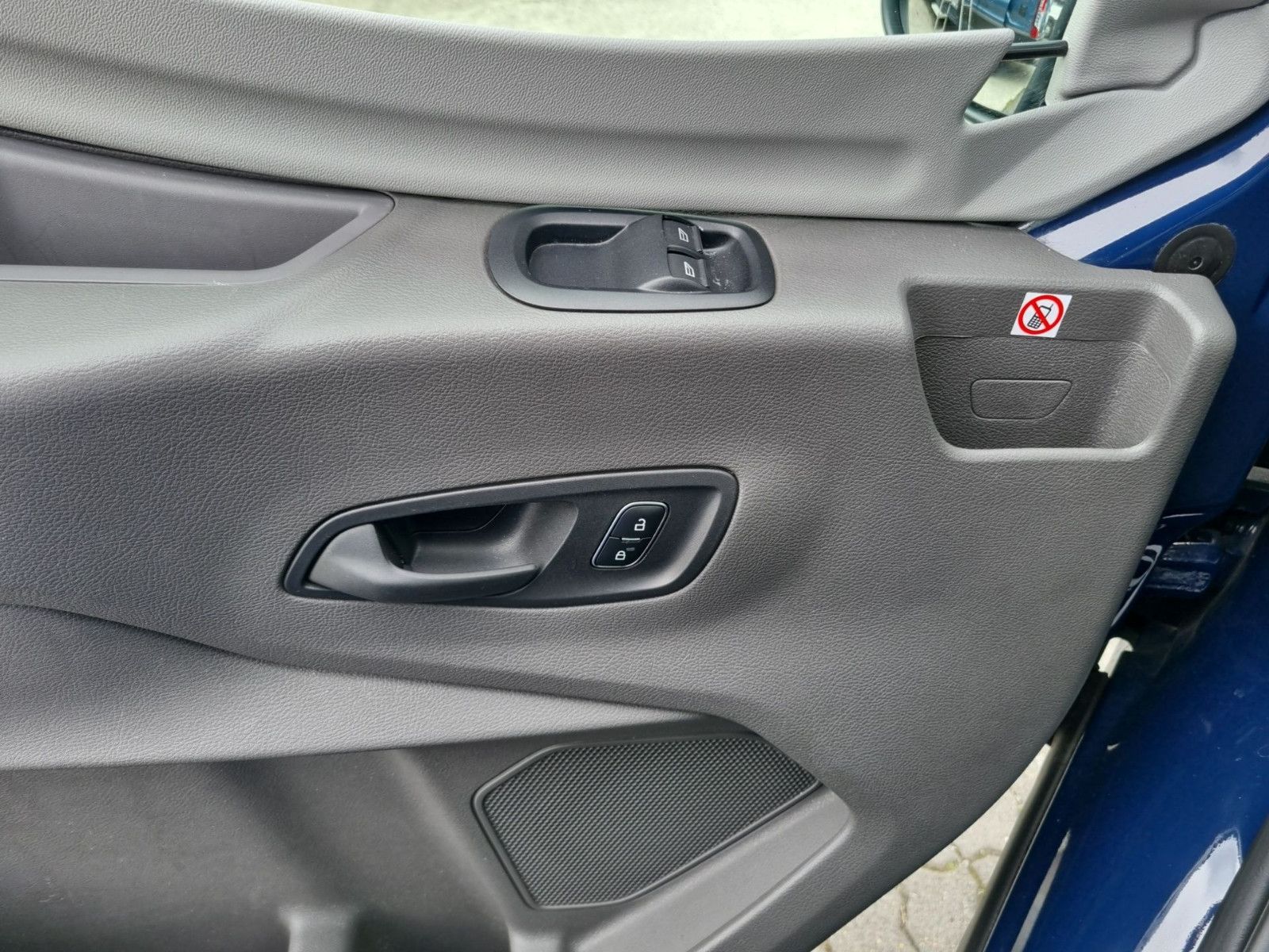 Fahrzeugabbildung Ford MATIST XL