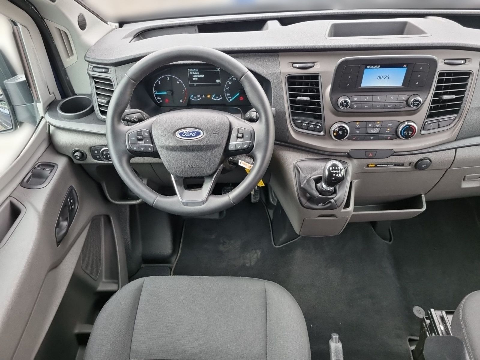 Fahrzeugabbildung Ford MATIST XL