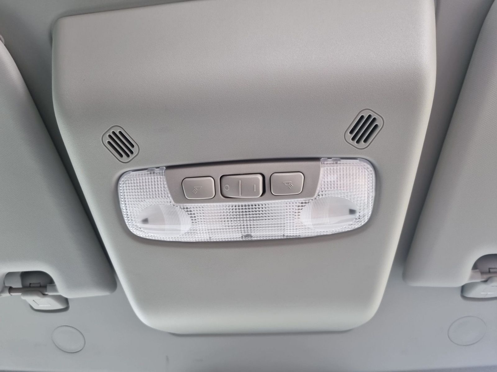 Fahrzeugabbildung Ford MATIST XL