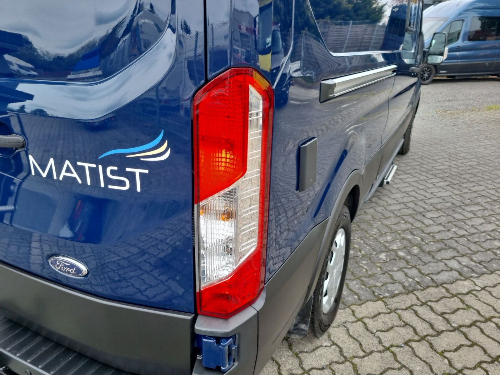 Fahrzeugabbildung Ford MATIST XL