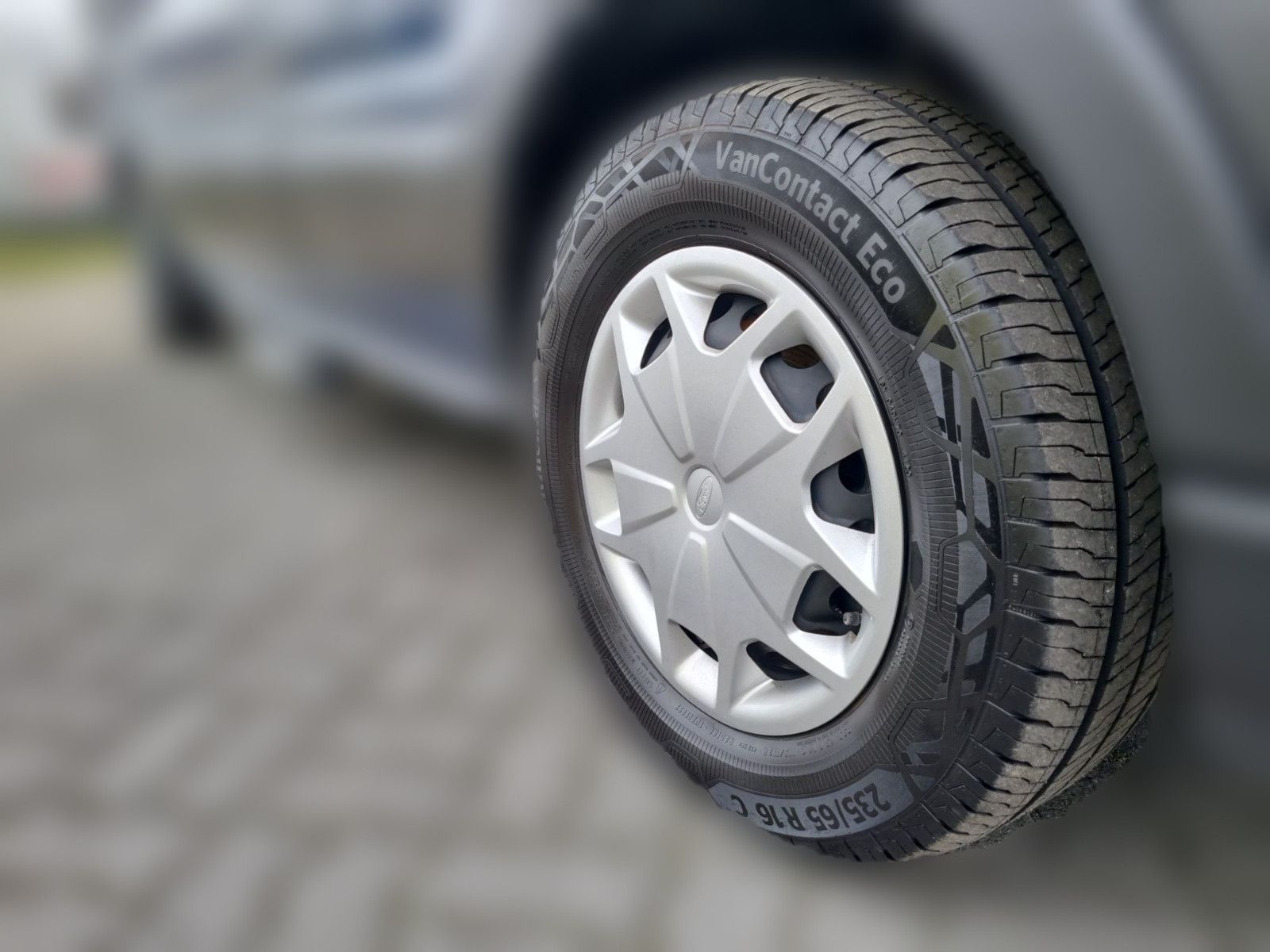 Fahrzeugabbildung Ford MATIST XL