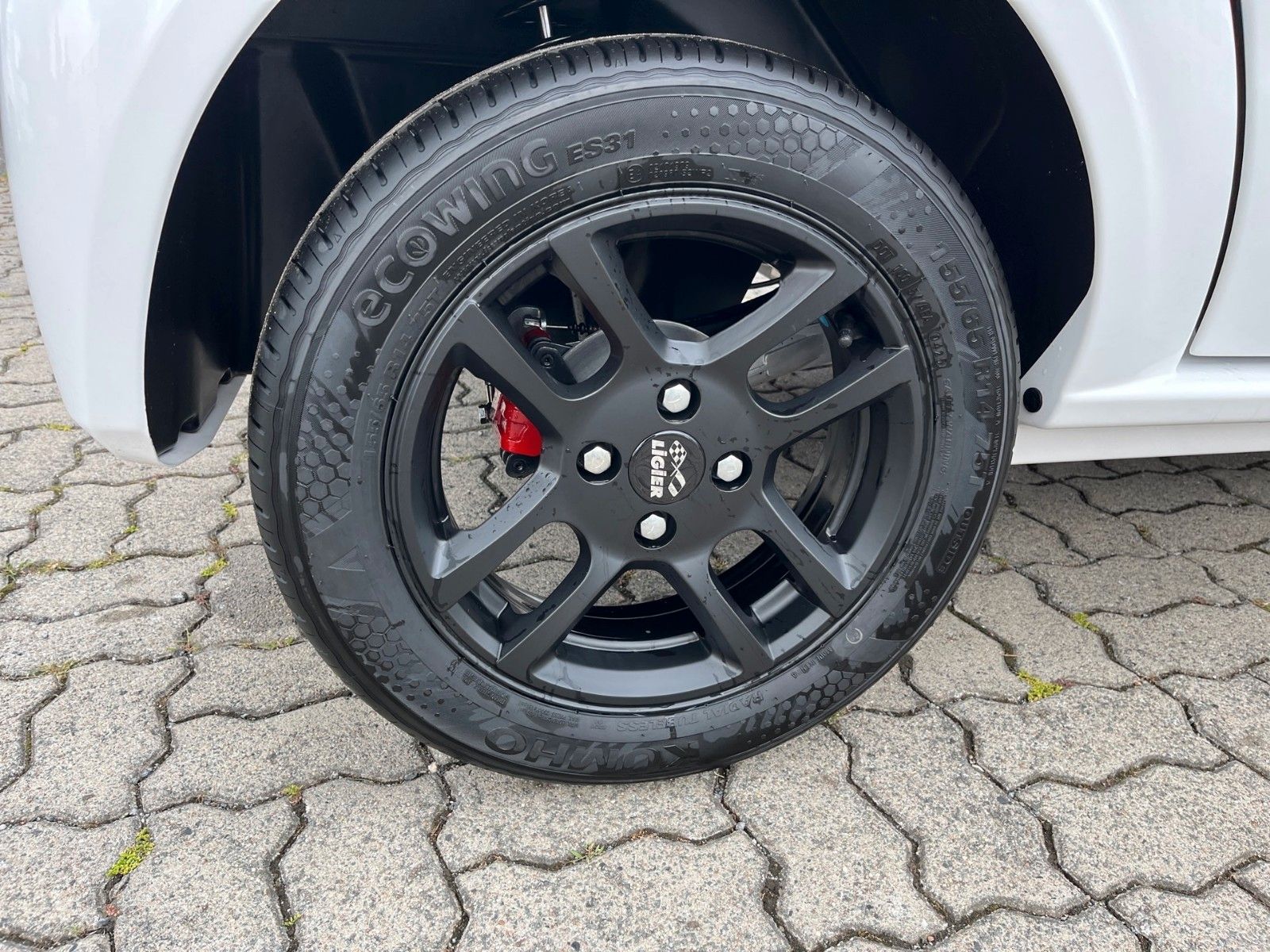 Fahrzeugabbildung Ligier Myli I.deal