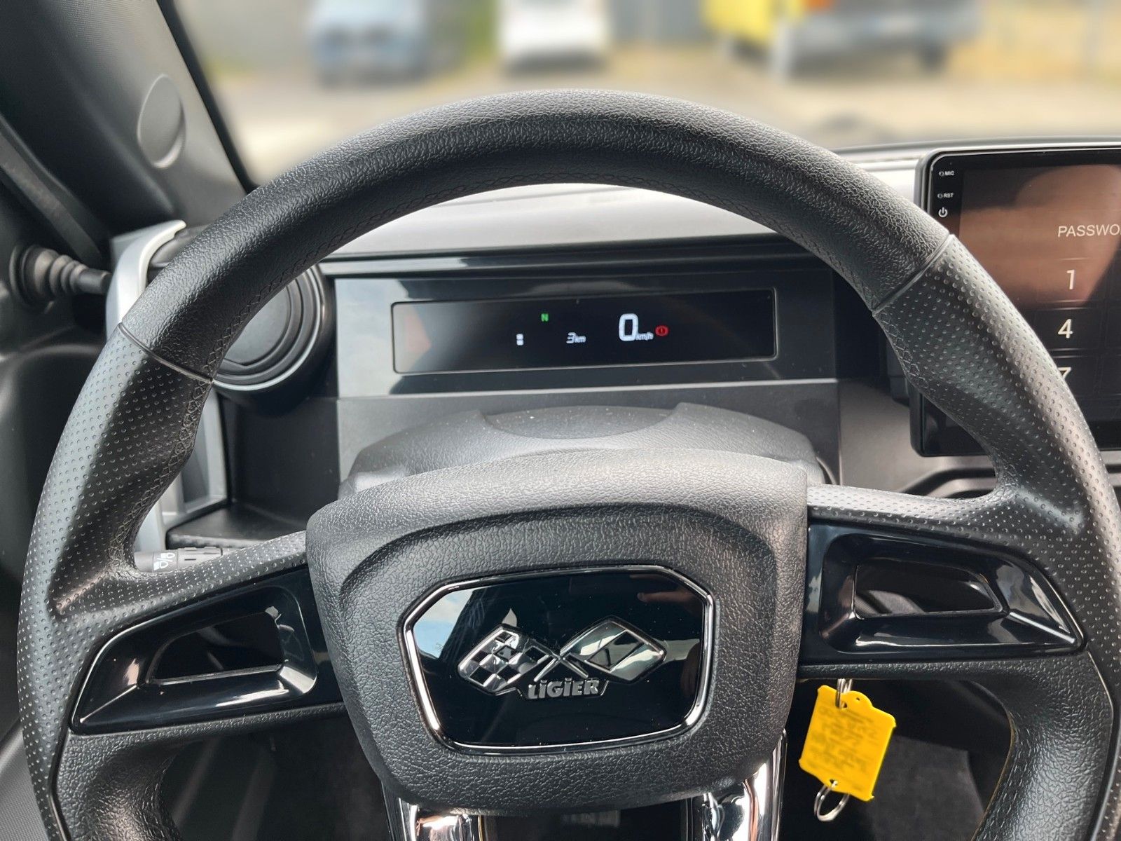 Fahrzeugabbildung Ligier Myli I.deal